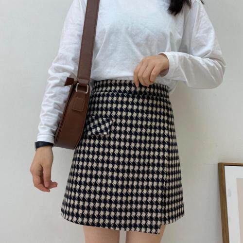 现货冬装新款格子裙裤，女装，春天