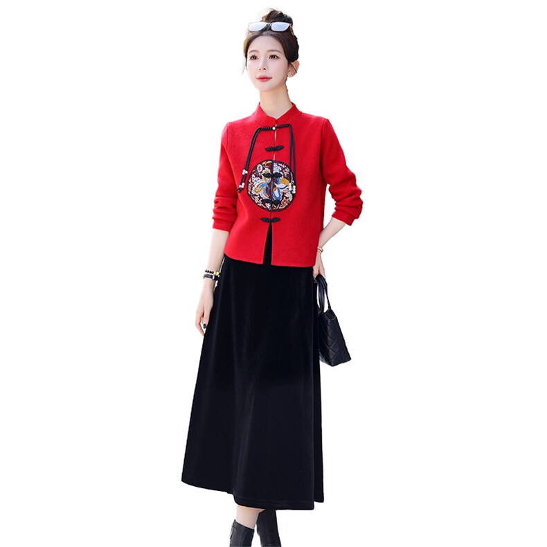 《现货春装新品》盘口流苏时尚针织两件套套裙,女装套装/套裙,歌伊格美