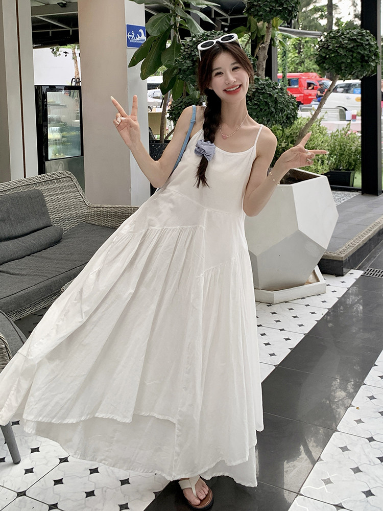 2025年夏季不规则清新甜美文艺/优雅吊带连衣裙大摆裙,女装连衣裙,诺蝶