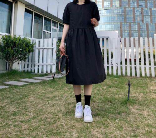 水洗棉是以棉布为原材料，进而制作而成的一种面料，其具有杰出的，女装，金子