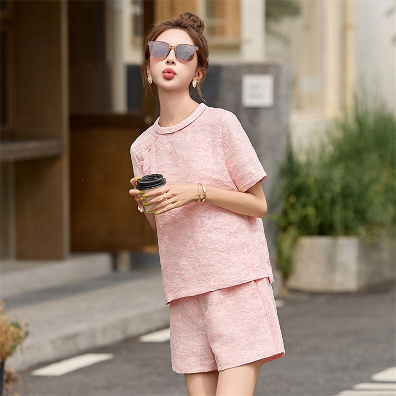 新中式风减龄粉色印花套装女2025夏新款宽松显瘦短袖短裤两件套,女装套装/套裙,蓝朵琳