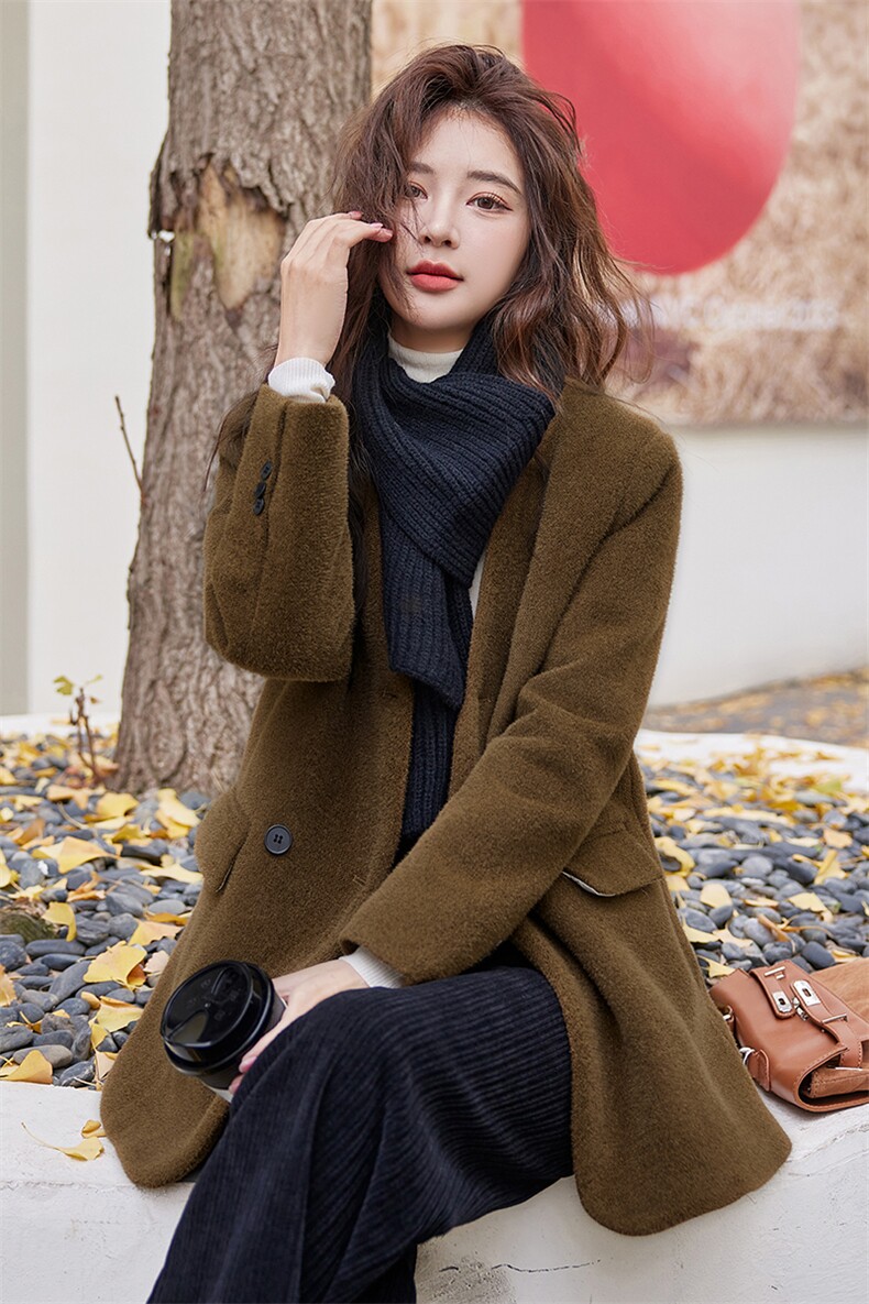2023新款冬装纯色羽绒外套羽绒服配围巾90白鸭绒,女装羽绒服,众宇琦
