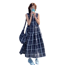 复古格子连衣裙女2025夏新款休闲俏皮韩版无袖显瘦过膝长裙送包包，女装连衣裙，诺蝶