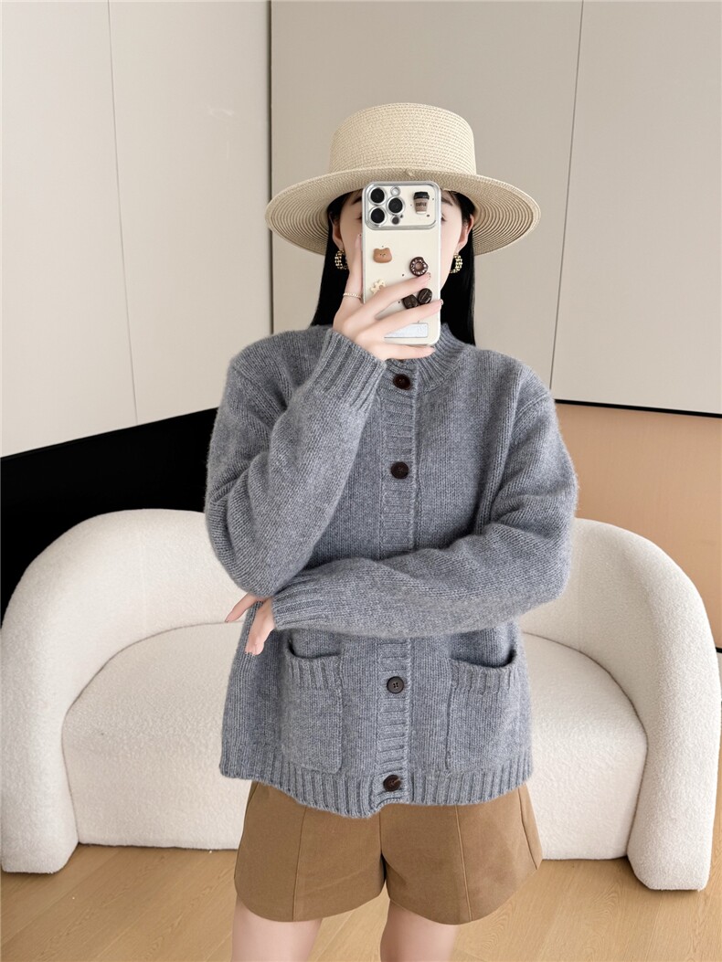 2025年秋季女士圆领假扣套头,女装羊绒衫,米哆哆羊绒