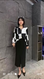 2022秋季新款韩版百搭设计感气质菱格衬衫图片
