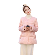 羽绒服女中长款2024冬新款今年流行新中式国风收腰粉色提花厚外套，女装羽绒服，奕可儿