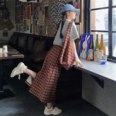韩系减龄红格子套装裙女夏2025新款字母印花t恤半身格子裙两件套，女装套装/套裙，浙宝220