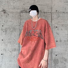 红色