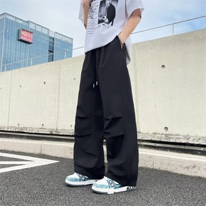 工装褶皱冰丝凉感伞兵裤男生潮ins宽松设计感阔腿弯刀速干休闲裤图片