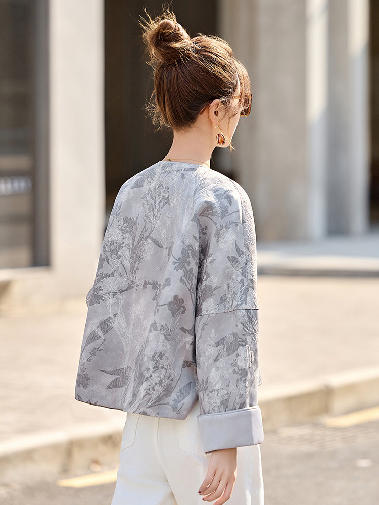 新中式国风提花灰色短外套女2025春新款高端禅意气质百搭盘扣唐装,女装短外套,美沁