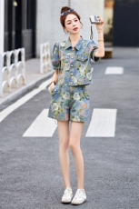 新中式套装女2025夏季新款小个子绝美休闲牛仔短裤一整套穿搭，女装套装/套裙，关键词