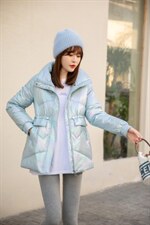 新款90绒羽绒服，女装羽绒服，沁心阁