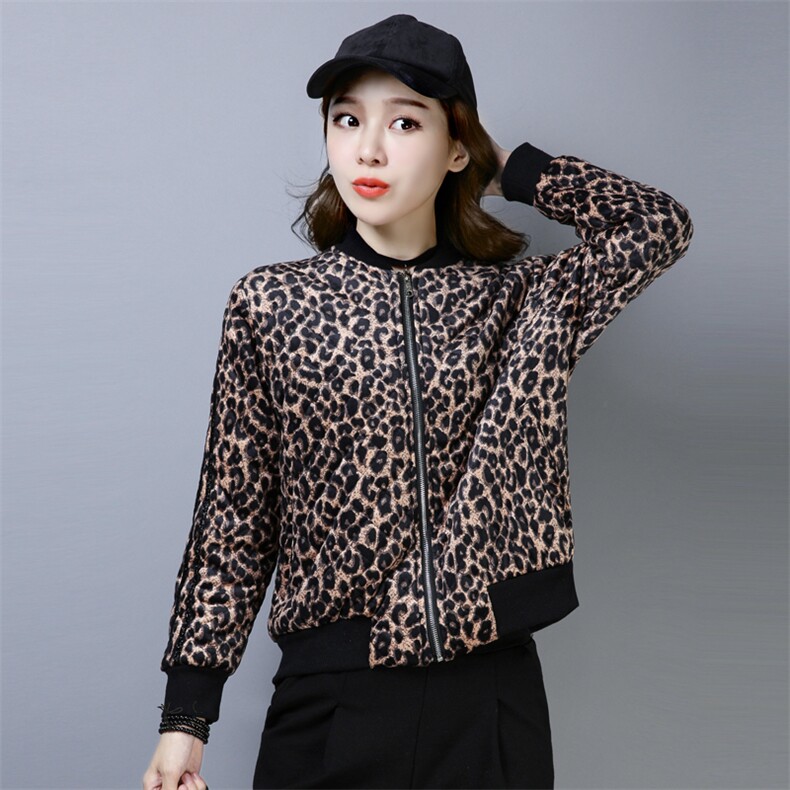 2020年秋冬短外套舒适潮流简约个性百搭圆领长袖，女装短外套，小林双子