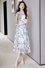 无袖背心裙女夏2024新款气质厅里厅气新中式国风清冷感水墨连衣裙，女装连衣裙，火爆靓佳人