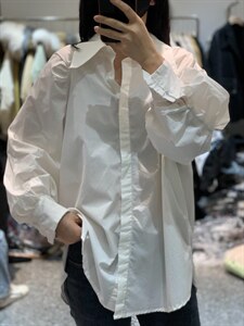 2022年春款时尚欧货泡泡袖尖角衬衫,女装衬衫,L·H·X