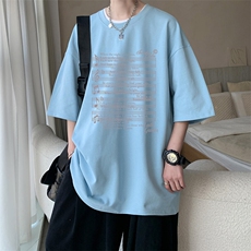 浅蓝色
