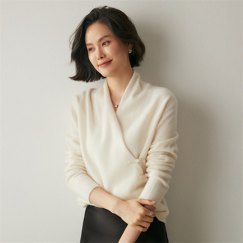 法式高端交叉V领山羊绒衫女百搭针织毛衣秋冬羊毛打底衫上衣米色,女装羊绒衫,绒创羊绒