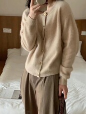 时尚百搭宽松短款针织开衫女早春秋系扣圆领毛衣外套羊毛上衣，女装羊毛衫，恩泰羊绒