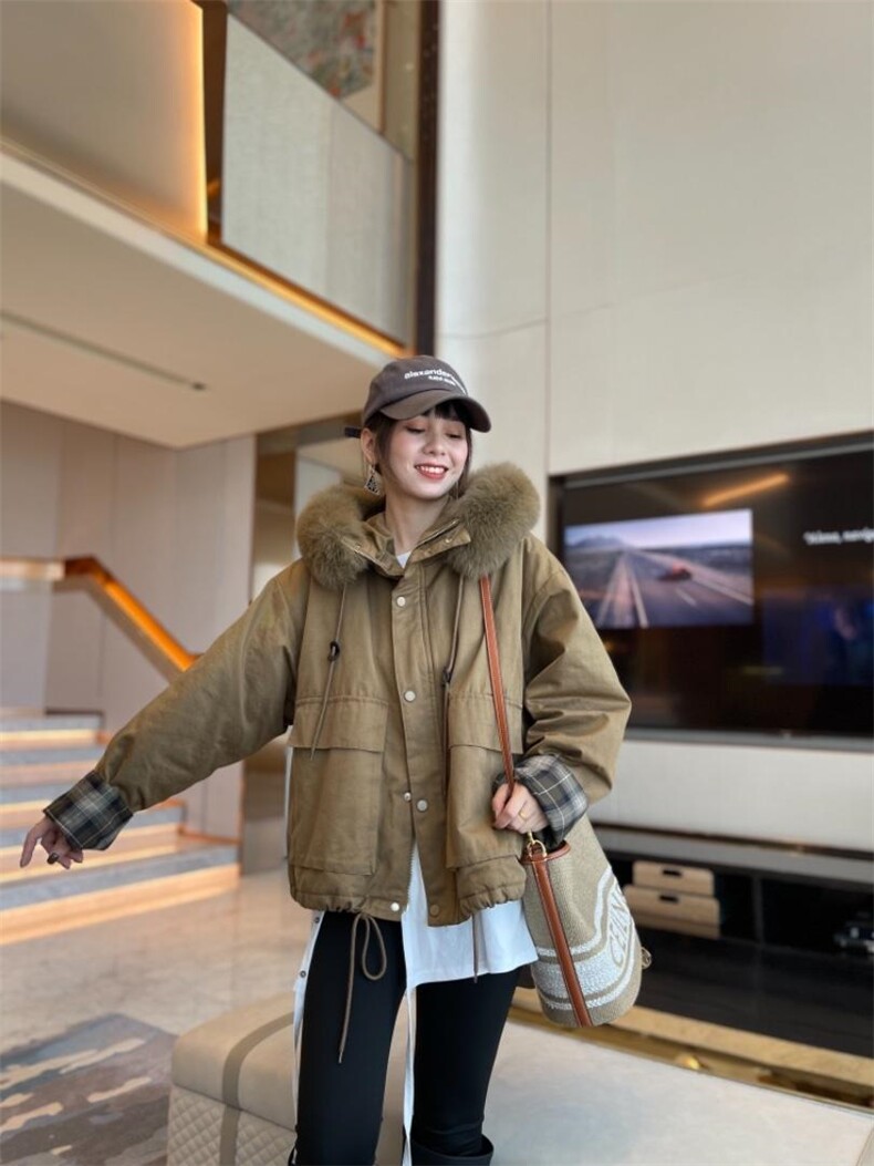 大毛领派克服，其它，跳跳谷