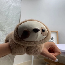 卡其色