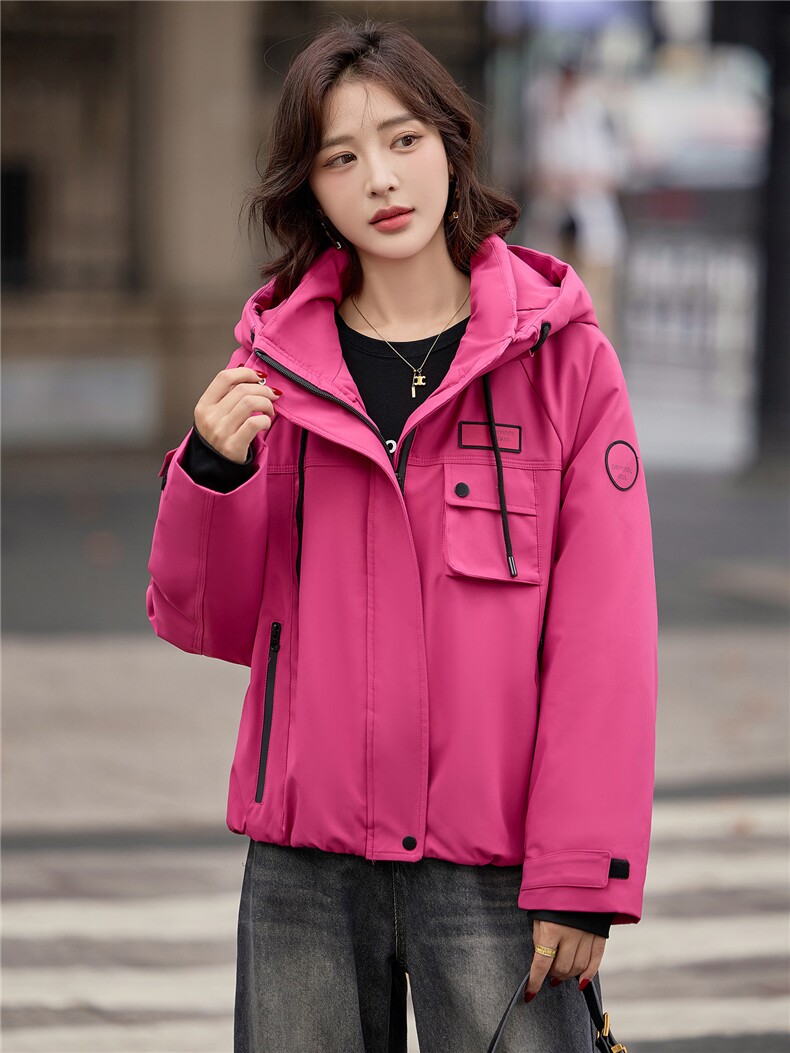 （现货）2025冬装新款简约时尚休闲连帽加绒派克服外套,女装派克服,难舍钰依