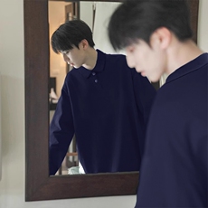藏青色