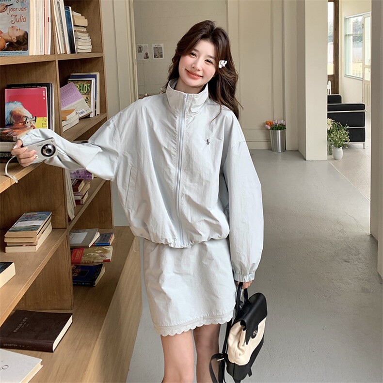 蓝色休闲运动套装裙女2025春季新款韩系小个子立领外套短裙两件套,女装套装/套裙,2D078
