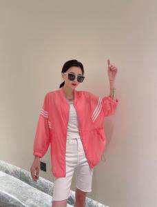 情依阁2021新品防晒衣上新，女装，情依阁