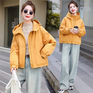 现货。现货派克羽绒服女短款冬季2024新款宽松时尚工装冲锋衣外套图片