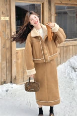 新款大货已出羊羔毛套装2D014-10045-P245-K378，女装毛呢外套，2D014