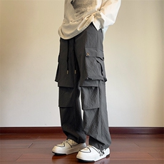 灰色