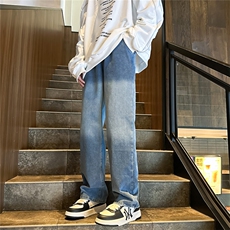 蓝色
