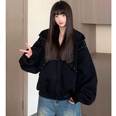 黑色