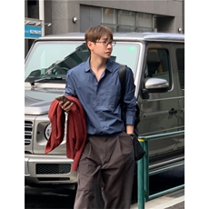 藏青色