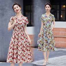 红色碎花短袖连衣裙女夏2024新款减龄木耳边领收腰显瘦纯棉a字裙，女装连衣裙，鑫思依格