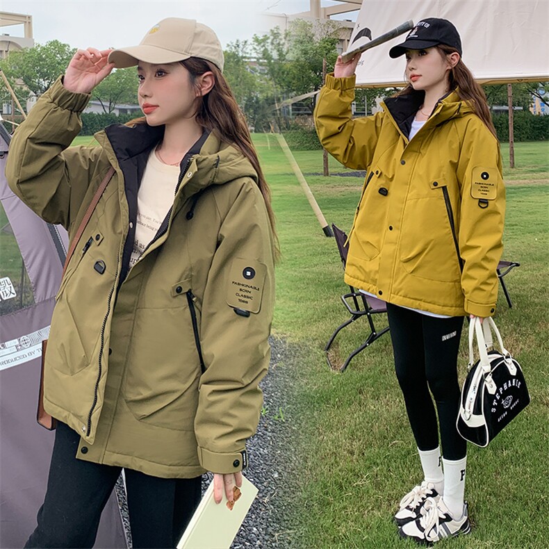 现货主推2024冬季加厚休闲百搭保暖连帽冲锋衣外套防风棉衣，女装棉衣/棉服，星宇服饰