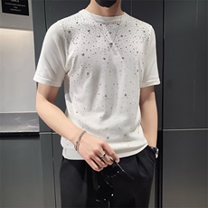 白色