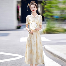 杏色