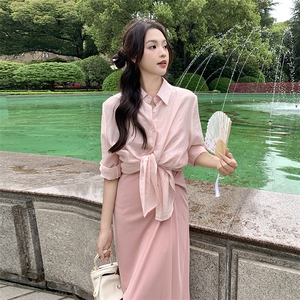 衬衫吊带连衣裙两件套女2024爆款休闲防晒衬衣今年流行漂亮套装裙图片