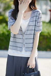 假两件条纹短袖t恤女2025夏季新款宽松百搭薄款设计感V领上衣服图片