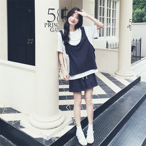 韩系宽松休闲运动套装女2025年夏季新款显瘦假两件T恤短裤两件套图片