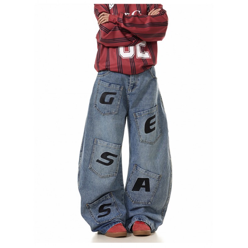 AK1919-P57大口袋字母刺绣宽松显瘦弯刀牛仔裤图片