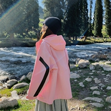 182-8573-P165-K238-粉色条纹设计感冲锋衣外套风衣，女装短外套，帛香坊