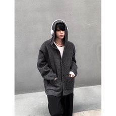 灰色