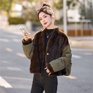 现货.时尚流行欧款拼水貂毛羽绒服图片