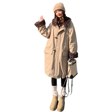 卡其色工装连帽圈圈毛拼接羽绒服女2025年冬季新款90绒长款派克服，女装羽绒服，2C159
