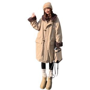 卡其色工装连帽圈圈毛拼接羽绒服女2025年冬季新款90绒长款派克服图片