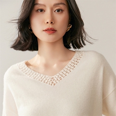 新款v领纯色针织衫简约百搭套头上衣女，女装针织衫/毛衣，鸥蕊娅羊绒