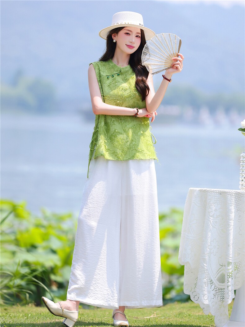 现货主推夏装新中式新款重工艺剪花马甲阔腿裤凉爽套裤两件套,女装套装/套裙,韩美纤衣