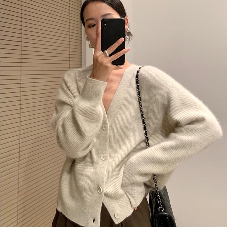 2024春秋新款宽松V领外搭长袖毛衣针织开衫女纯色上衣,女装羊毛衫,恩泰羊绒